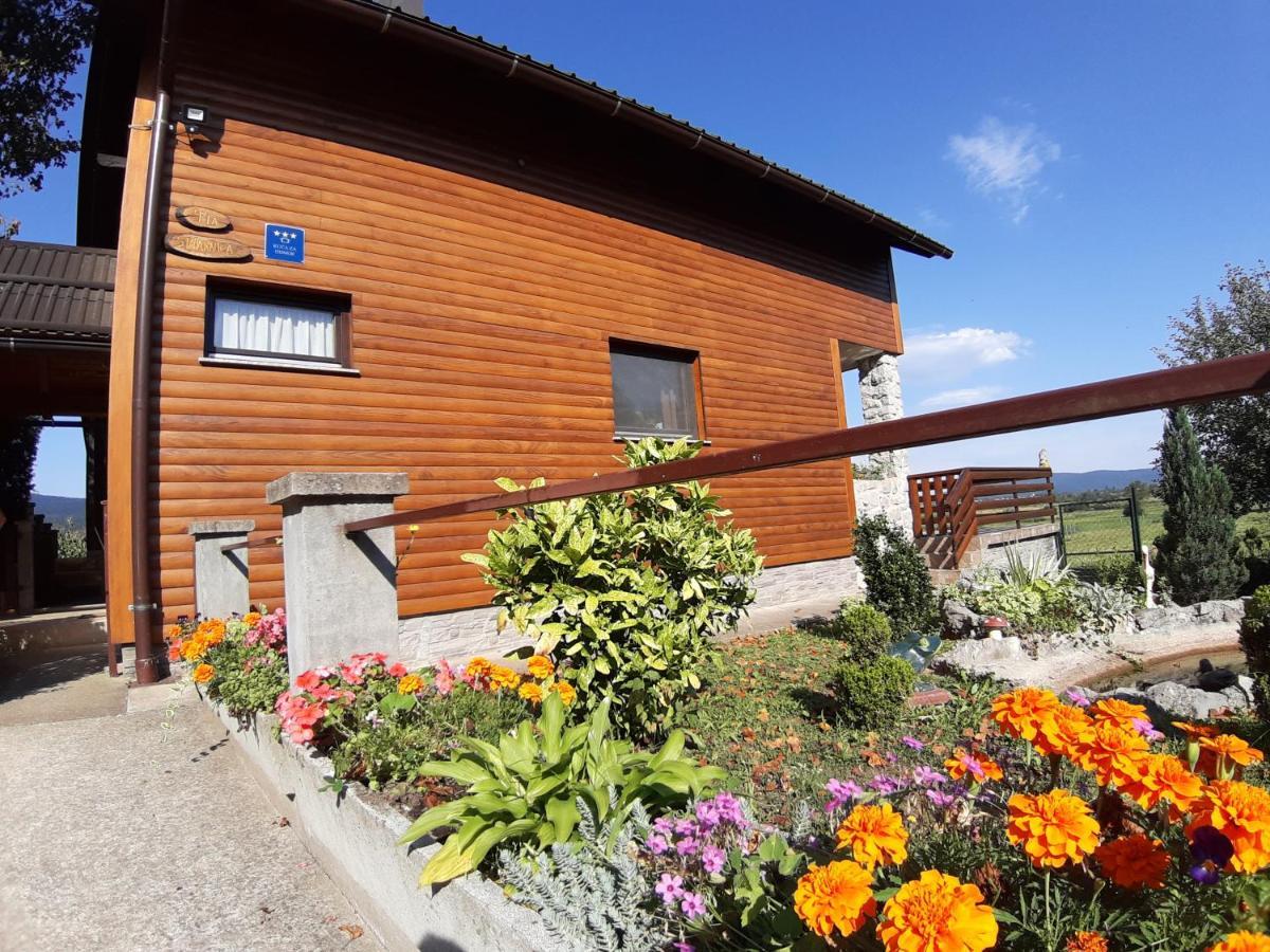 Villa Kuca Za Odmor Anamarija Ogulin Exterior foto