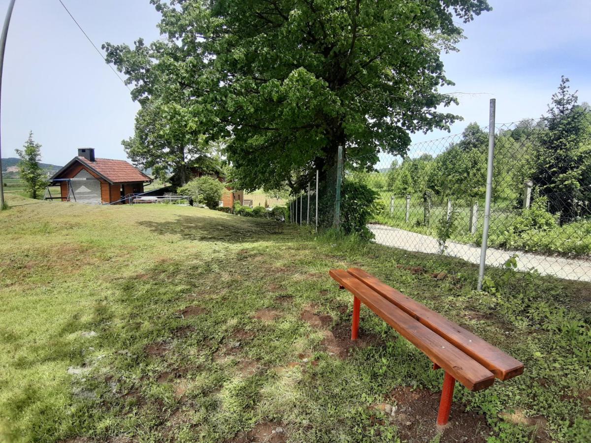 Villa Kuca Za Odmor Anamarija Ogulin Exterior foto