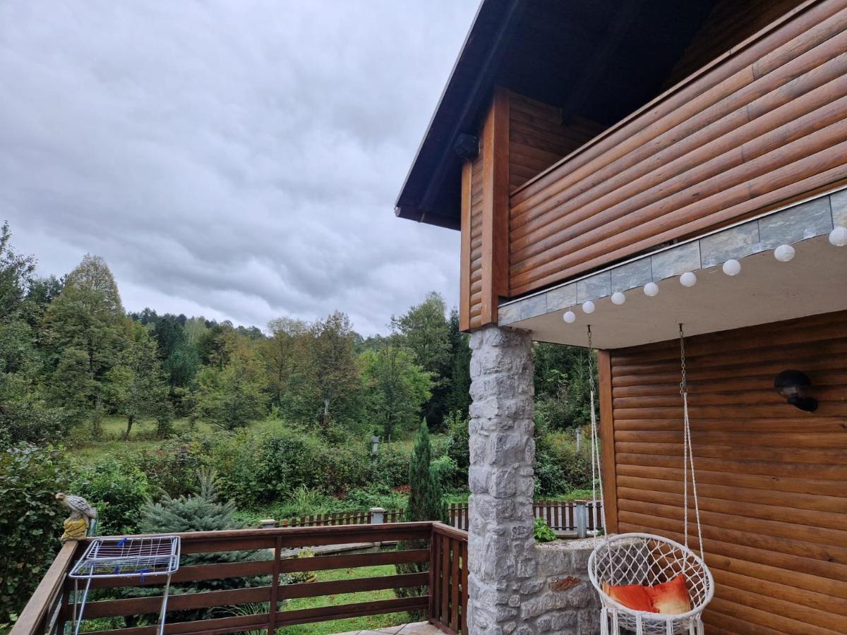 Villa Kuca Za Odmor Anamarija Ogulin Exterior foto