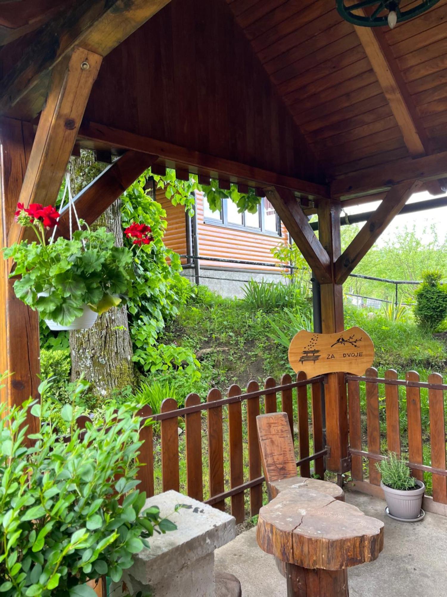 Villa Kuca Za Odmor Anamarija Ogulin Exterior foto