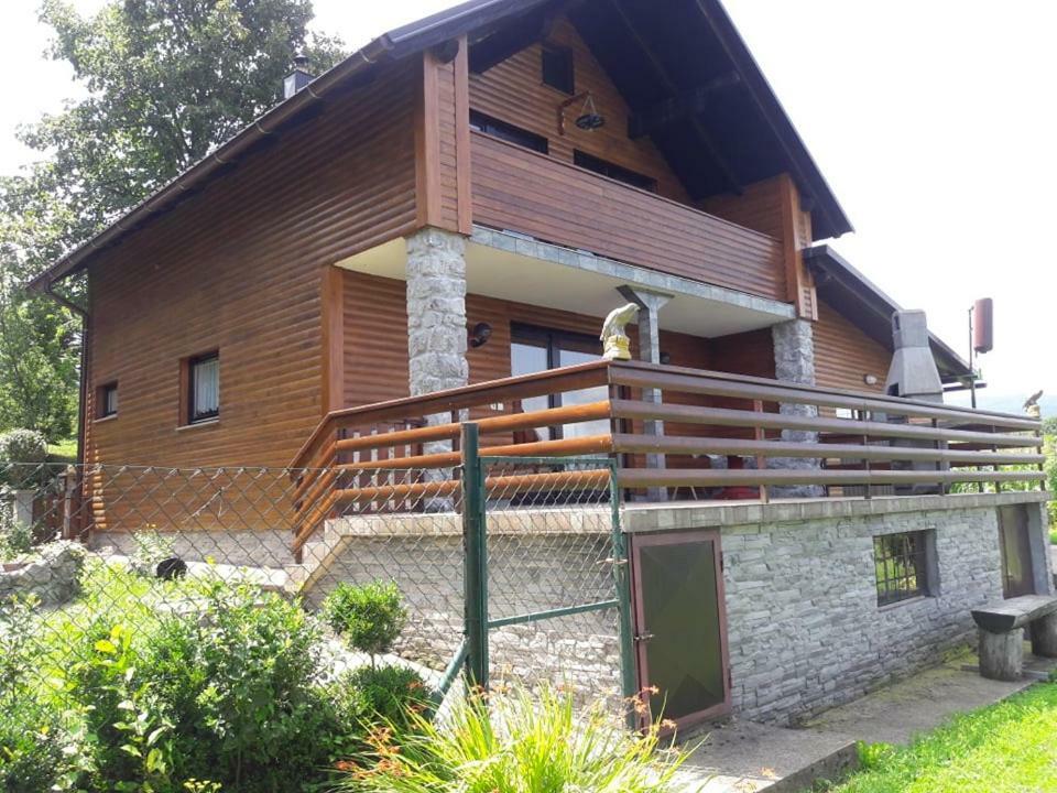 Villa Kuca Za Odmor Anamarija Ogulin Exterior foto